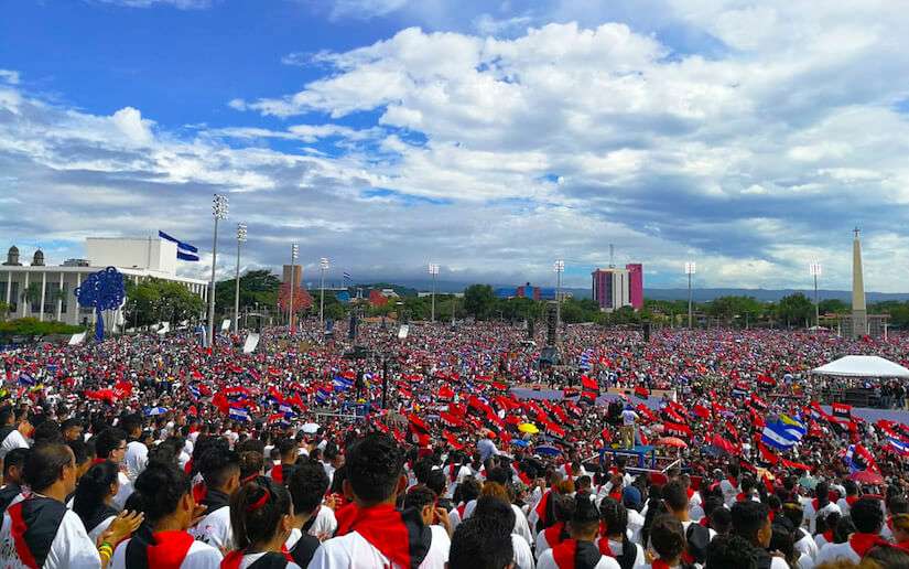 Comité Central del Partido Popular Revolucionario Lao saluda 44/19 de la Revolución