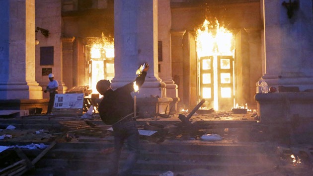 Ultraderecha sumerge en un infierno a Ucrania (FOTOS)