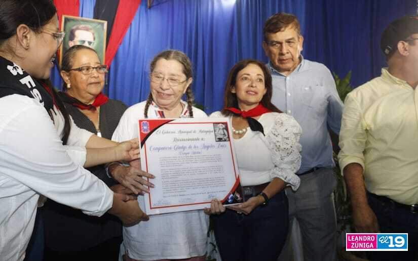Realizan homenaje y reconocimiento a la combatiente guerrillera Gladys Báez