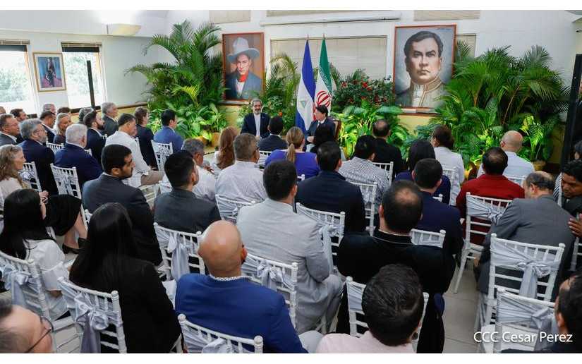 Nicaragua condecora con Orden José de Marcoleta en Grado de Gran Cruz a Embajador de Irán