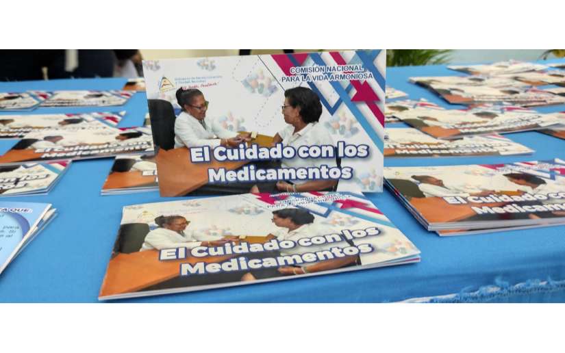 Ministerio de Salud presenta cartilla sobre “El Cuidado con los Medicamentos”