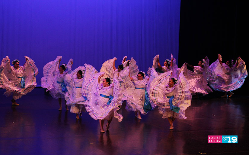 Escuela Nicaragüense de Danza presentó A bailar se ha dicho