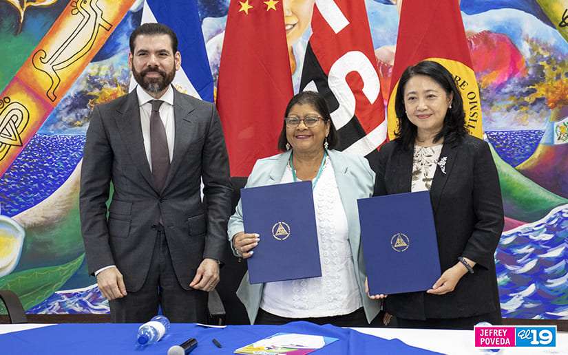 Nicaragua y China firman Memorándum de Entendimiento del aprendizaje del idioma chino