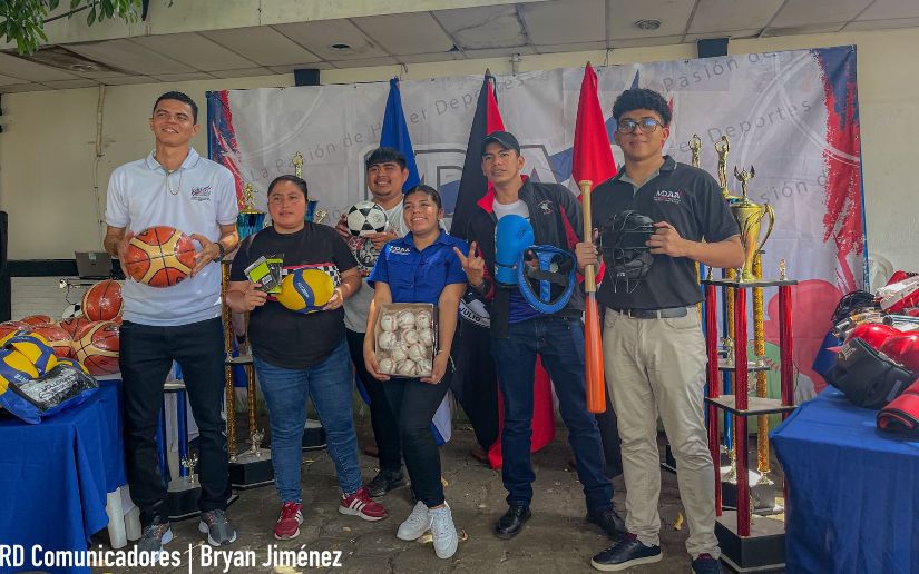 Entrega de Materiales Deportivos a los Consejos Departamentales de Nicaragua