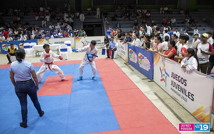 Alma desarrolla los terceros juegos juveniles en la disciplina de Karate