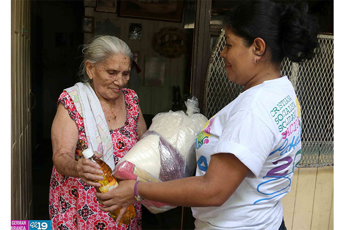Sigue llegando la ayuda a familias afectadas por sismos en Mateare
