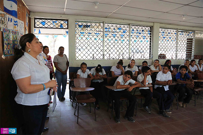 Secundaria rural a distancia reinicia clases en Managua