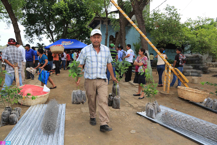 Familias de Tipitapa reciben bienes del Bono Productivo Alimentario