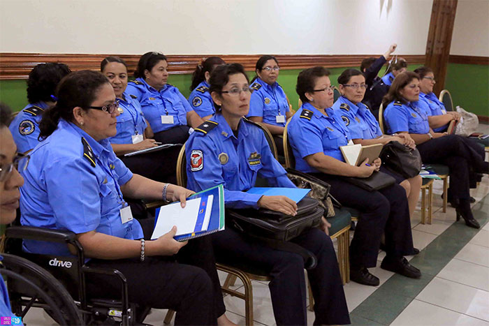Mujeres Policías reflexionan sobre el trabajo de la mujer en la institución del orden público
