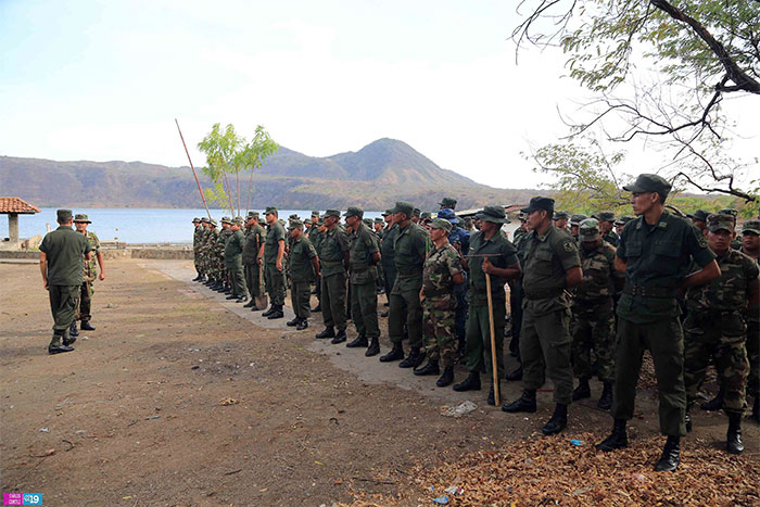 Ejército de Nicaragua realiza jornada de limpieza en Xiloá