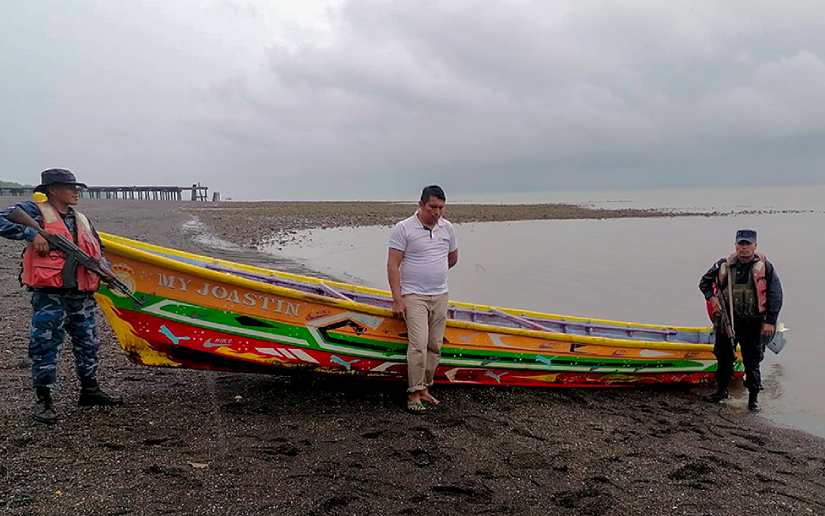 Distrito Naval Pacífico retuvo embarcación de bandera hondureña