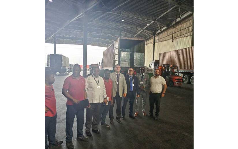 Embajada de Nicaragua visitó la empresa Refriango en Angola