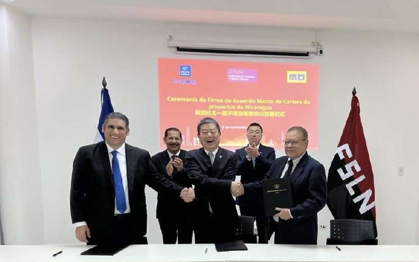 Ministerio de Hacienda y MTI firman Acuerdo Marco de Cooperación con empresa china CSCEC