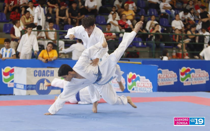 Desarrollan final de competencia de karate de los Juegos Juveniles 2023