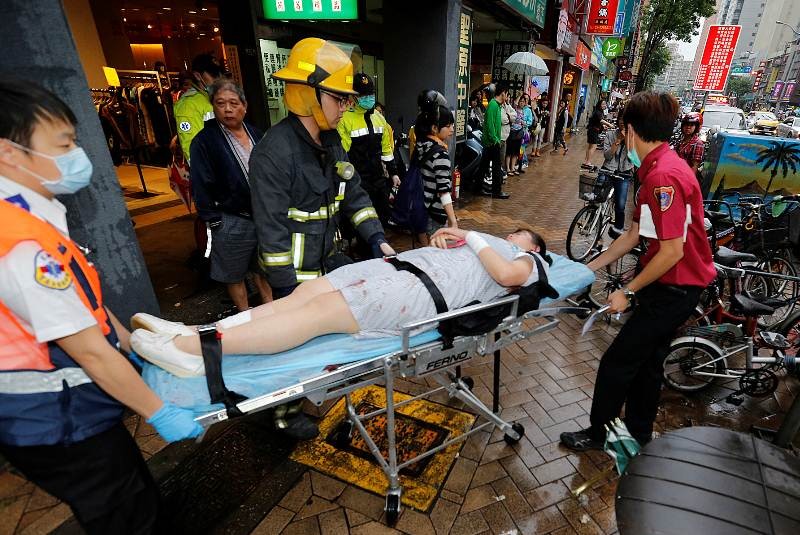 Deja tres muertos y 22 heridos ataque en metro de Taiwán