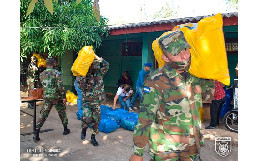 Brigada de Infantería Mecanizada efectuó el traslado de paquetes escolares y juguetes
