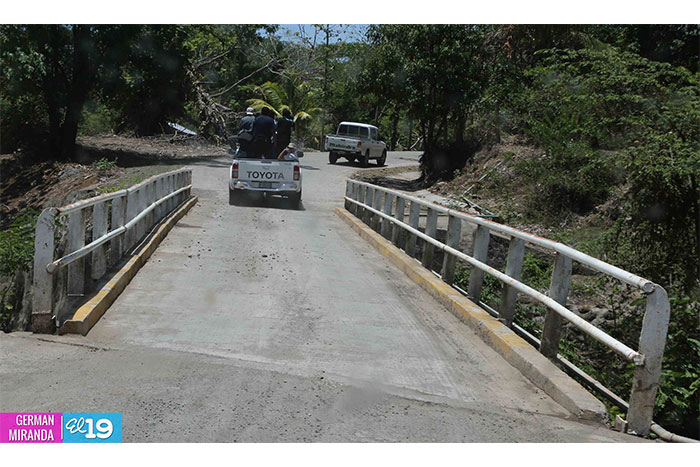 Gobierno Sandinista inaugura seis puentes y 10 km de carretera Cárdenas - Colon