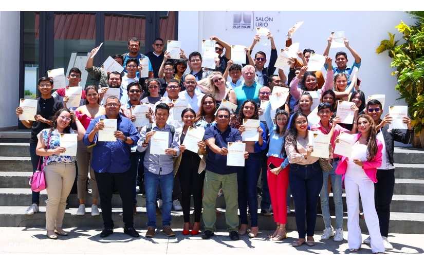 Foto: Periodistas Nicaragüenses son certificados por agencia rusa de noticias "Sputnik" /TN8