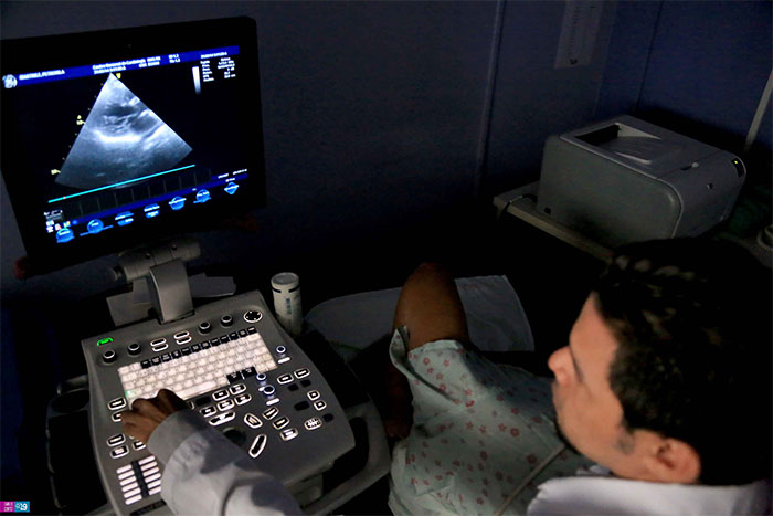 Realizan campaña de atención cardiológica a madres de la tercera edad