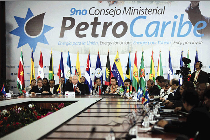 Petrocaribe abre puertas en El Salvador	