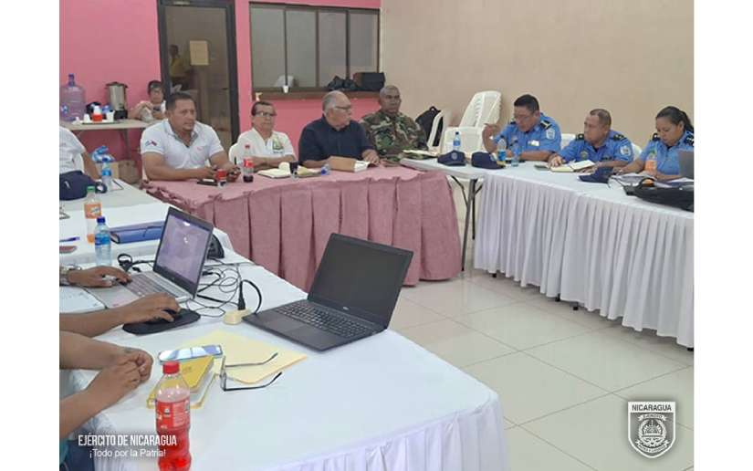 Sexto Comando Militar Regional en reunión con la Comisión Municipal de Minería Artesanal