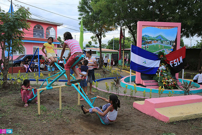Familias conmemoran a los Héroes y Mártires de Batahola