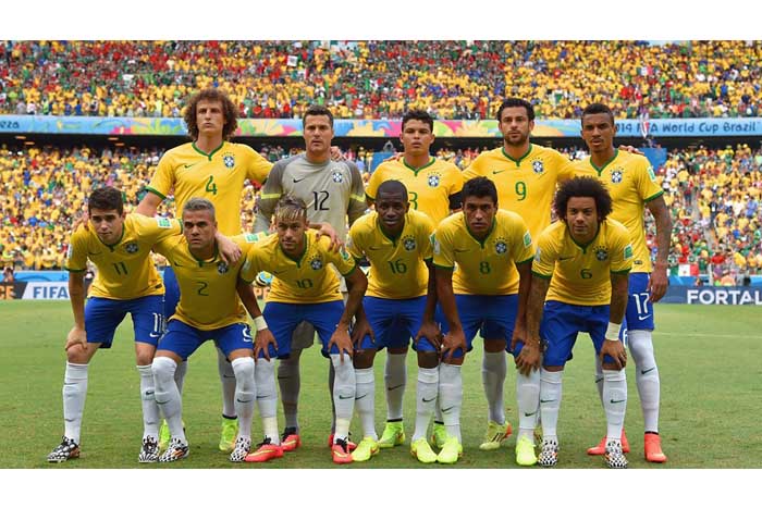 Familia con seis dedos en manos y pies hincha para que Brasil gane su sexto Mundial