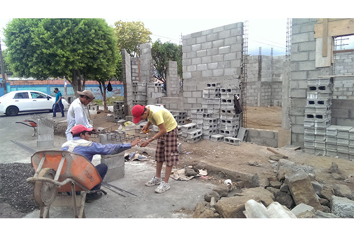 Avanza construcción de viviendas para afectados por terremoto en Managua