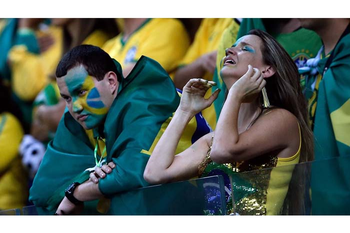 La tristeza y la vergüenza toman las calles de Brasil tras el 1-7 en semis