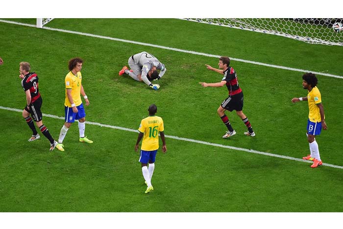 Los diez motivos de una derrota histórica