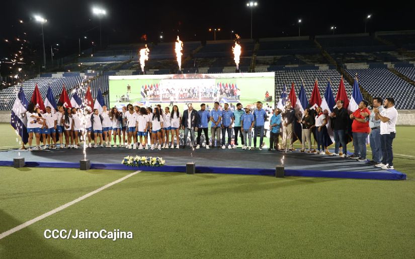 Reconstrucción y Ampliación del Estadio Nacional de Fútbol “Dignidad”: reconocimiento a la Selección Nacional