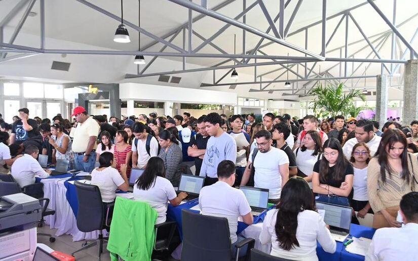 Cover image for Novena Feria Nacional de Becas 2026 ofrecerá 36 mil oportunidades de estudio en universidades del país