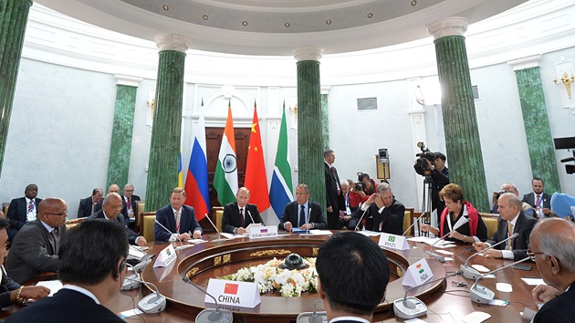 Cumbre del BRICS inicia con cita de ministros de Comercio
