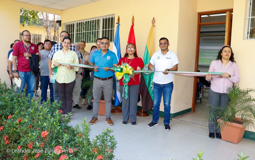 Universidad Nacional Agraria inaugura sala de conferencias Coronel José Santos López