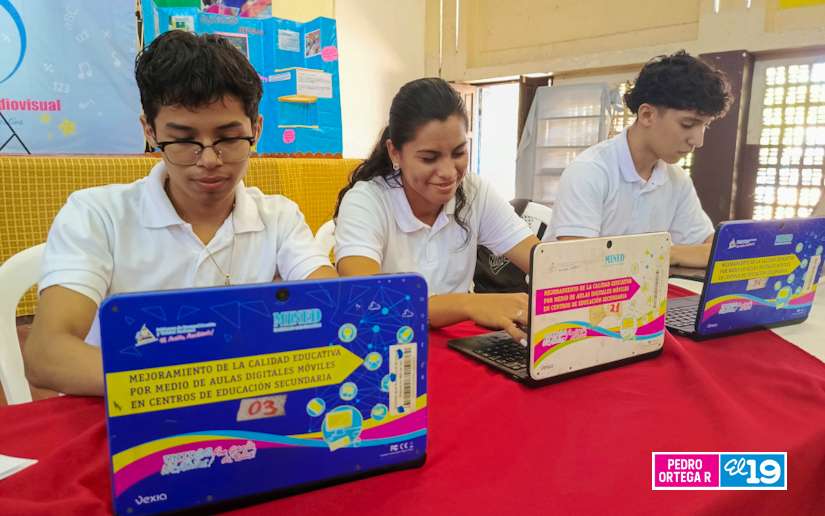 Más de 98 mil estudiantes nicaragüenses logran certificación en herramientas digitales y plataformas educativas