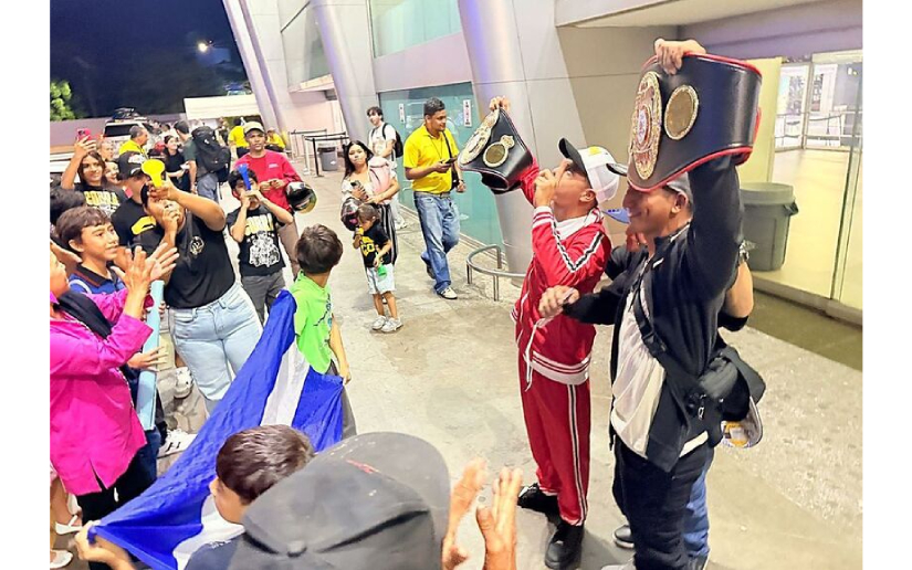 Imágenes: Bienvenida a boxeadores nicaragüenses tras participar en veladas internacionales