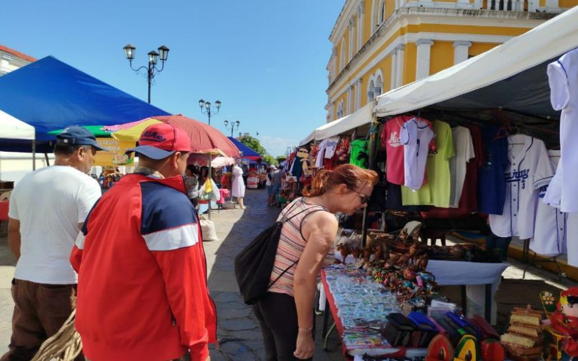 Más de 100 Ferias de Emprendedores dinamizan la economía creativa en diciembre