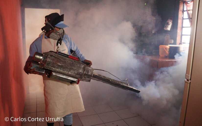 Brigadas del Minsa garantizan una Navidad con salud en un ambiente limpio y seguro