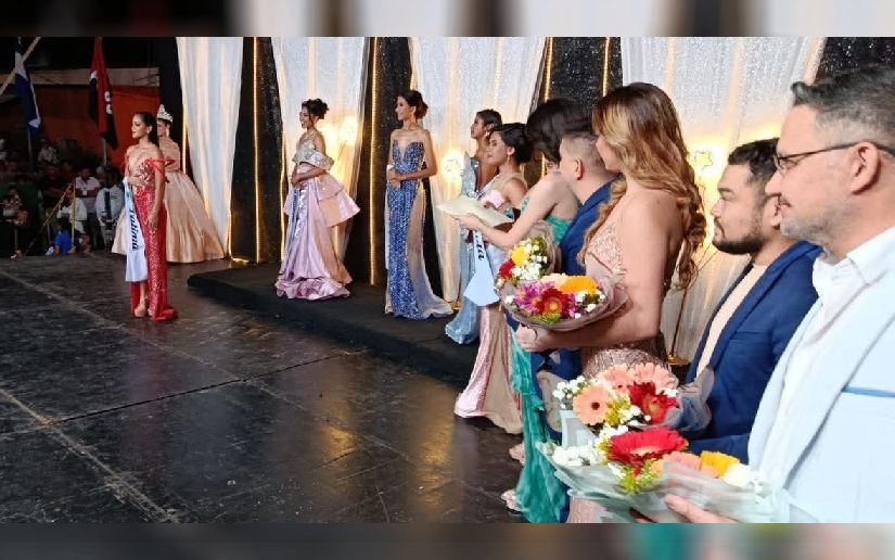 Santa Teresa celebra elección de Reina y juegos de pólvora en sus fiestas patronales