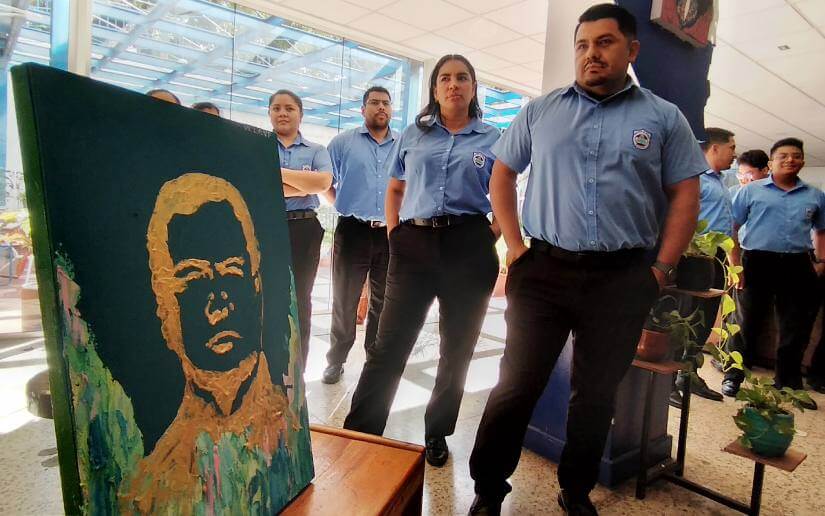 Ministerio del Interior celebra la vida y obra de Rubén Darío con exposición pictórica