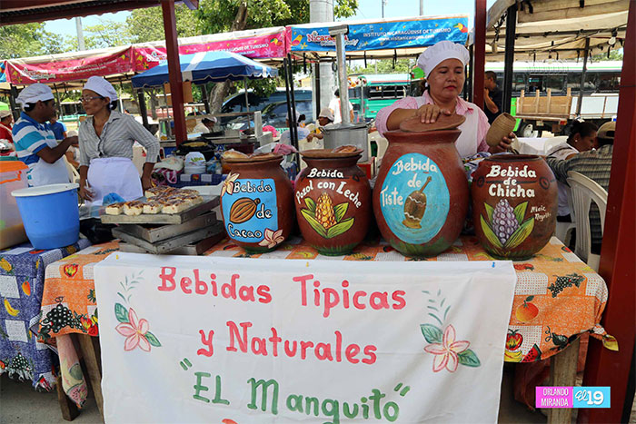León y Chinandega celebran el 35/19 con exposiciones en los tiangues de la Avenida de Bolívar a Chávez
