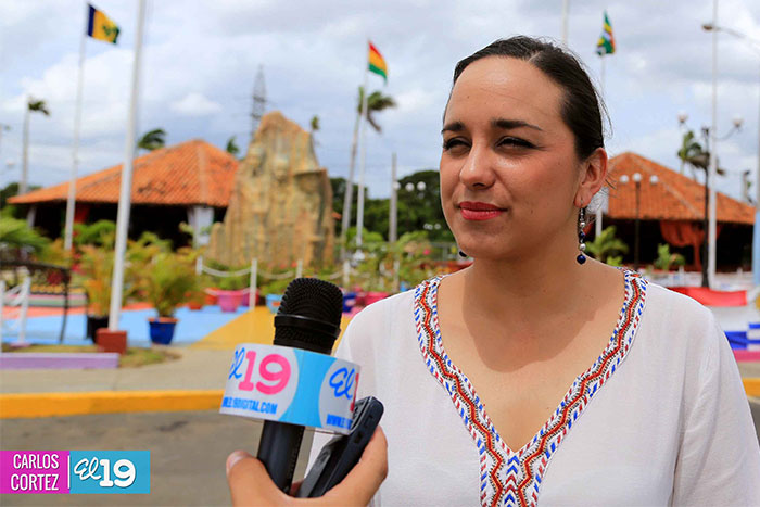 Delegación ecuatoriana coloca ofrendas florales en mausoleo de los fundadores del Frente Sandinista