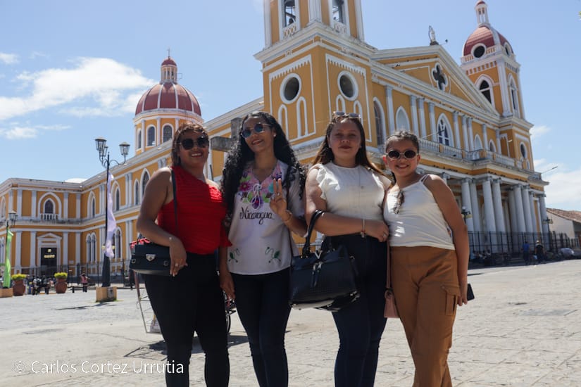 Granada: a walk among colors, history, and flavor