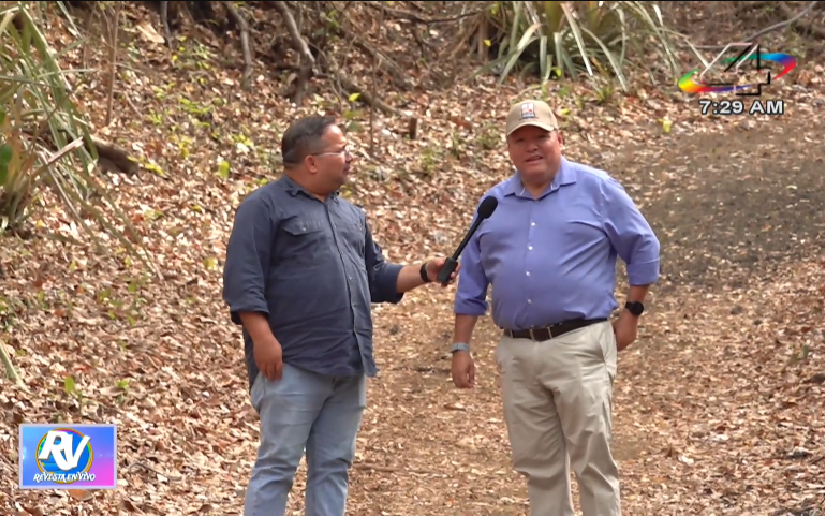 Interview with the Minister of Environment and Natural Resources on Revista En Vivo