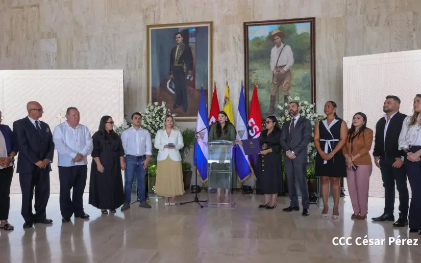 Tribute to Don Fernando: Order of Cultural Independence Rubén Darío Awarded