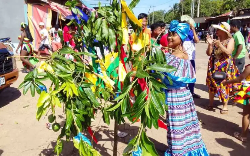 Bilwi inaugurates the May Pole with a celebration of memory, identity, and community