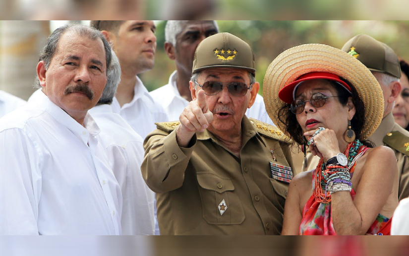 Cover image for Mensaje al Comandante Raúl Castro Ruz