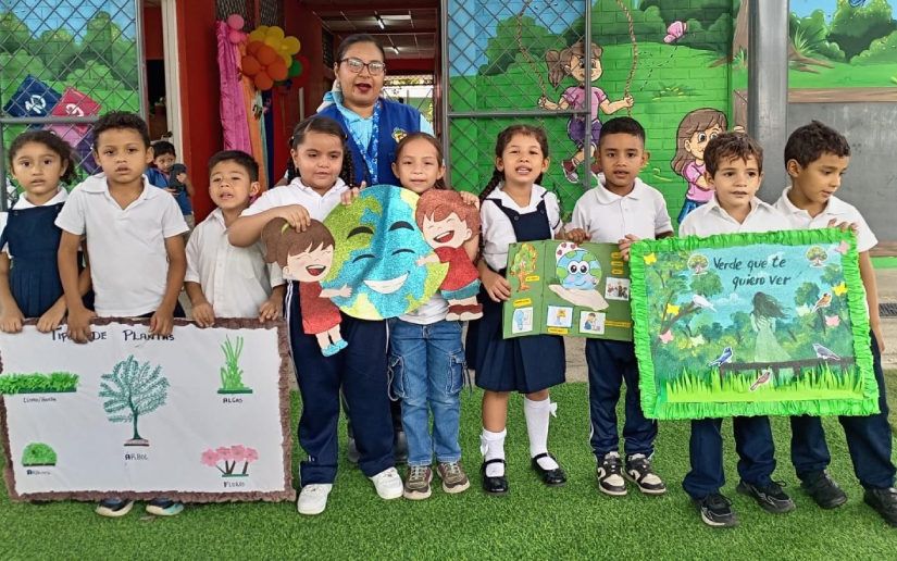 Atención permanente a familias