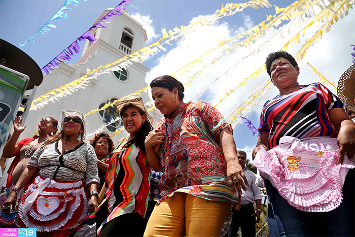 Feria solidaria en Las Sierritas es antesala a las fiestas tradicionales en honor a Minguito 