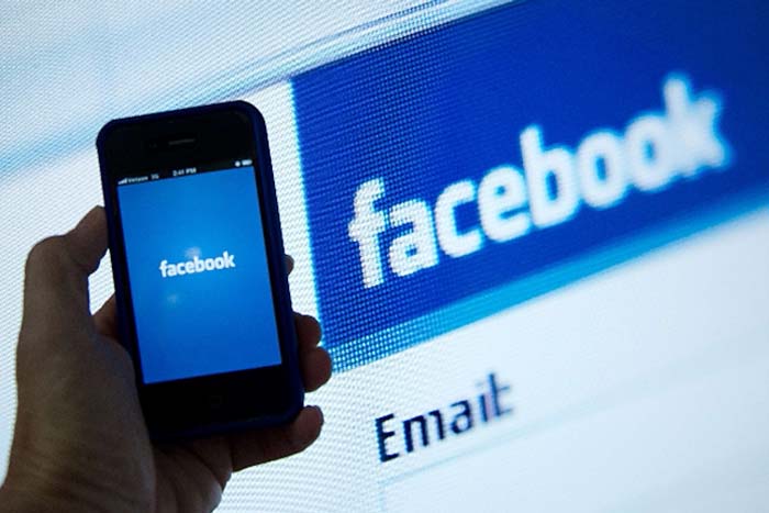 Facebook avanza a paso firme en los teléfonos inteligentes y tabletas